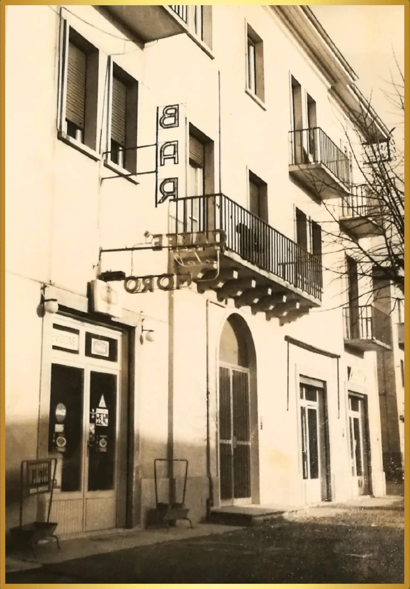 Il bar di Ines Saccinelli nel 1956, origine dell'Osteria Riki e Mauri